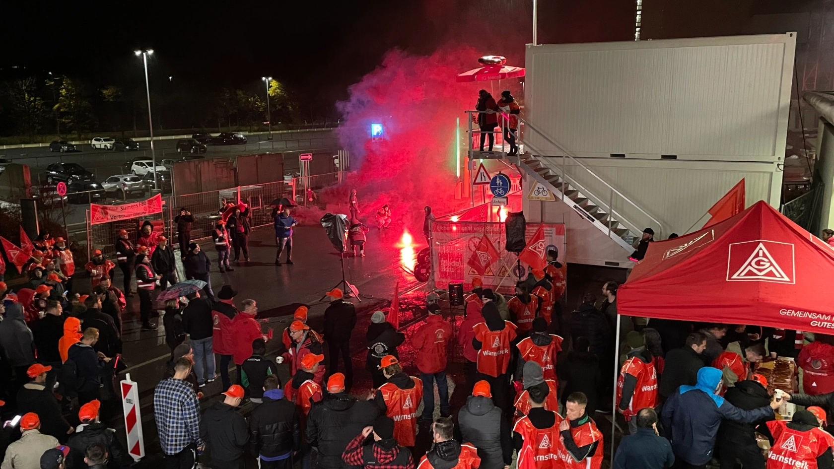 Warnstreik Schaeffler Herzogenaurach Tarifrunde MuE 2022