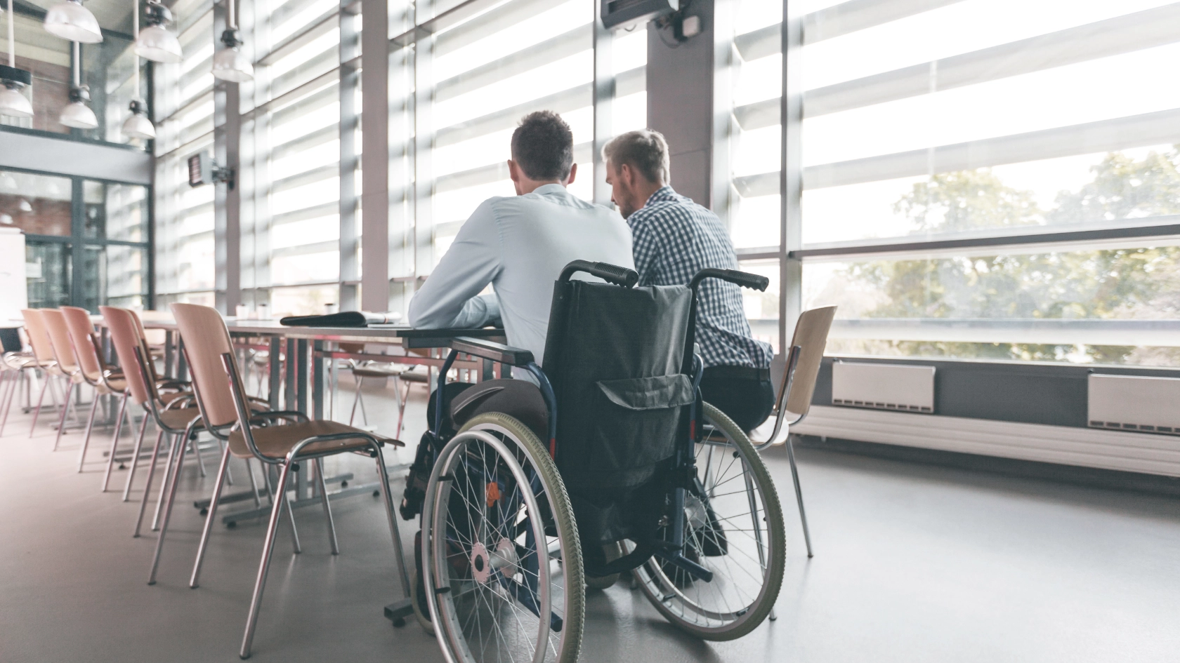 Rollstuhl Arbeitsplatz SBV