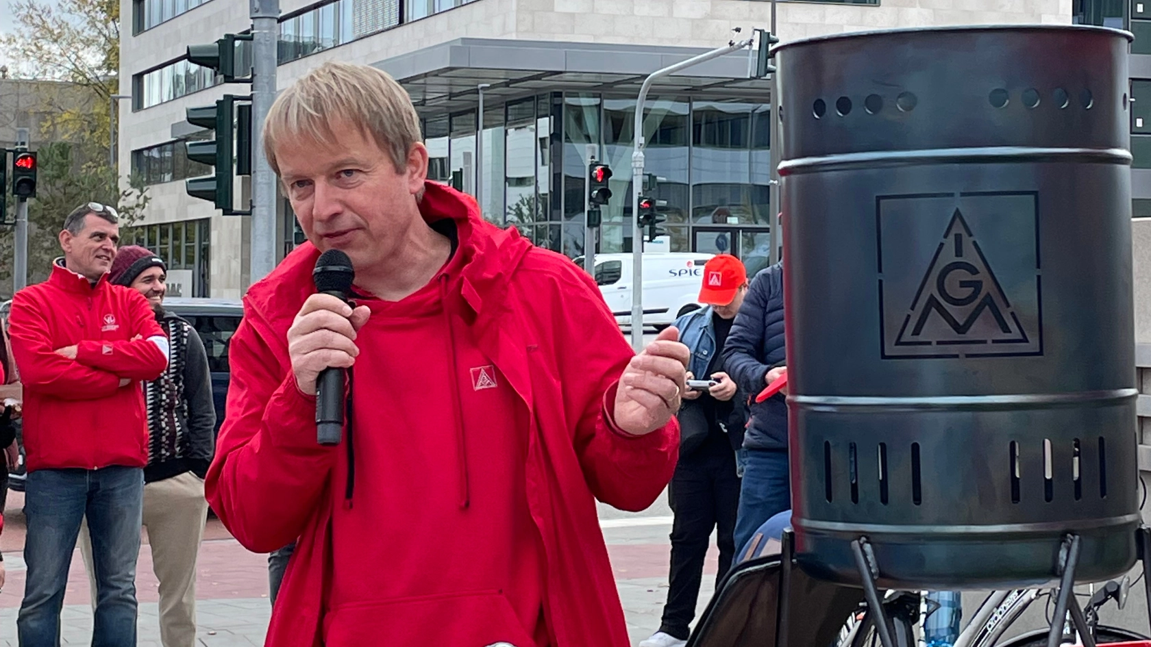 Warnstreik Siemens Campus Erlangen Tarifrunde MuE 2022