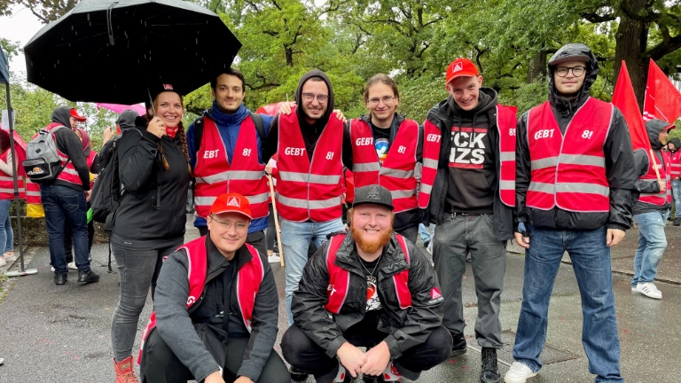 IG Metall Jugend Erlangen auf dem Tarifauftakt Bayern 2022 in Nürnberg am 16.09.2022