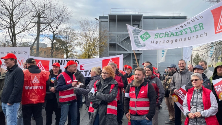 Frühschlussaktion aller Betriebe in Erlangen Tarifrunde MuE 2022