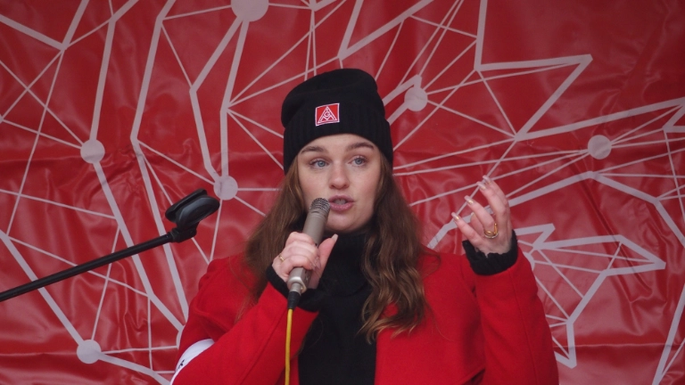 Warnstreik in der Tarifrunde M+E der IG Metall Erlangen am Siemens Campus am 06. Oktober 2024